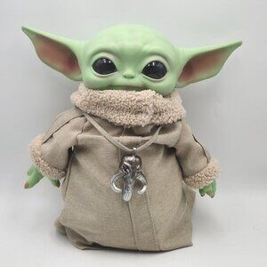 Star Wars Grogu The Mandalorian The Child Plush Toy 12in Robe Mythosaur Necklace